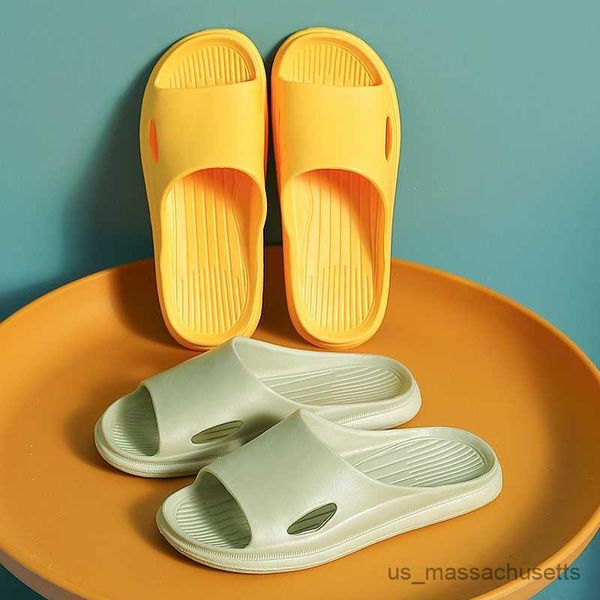 slipper 2023 fashion women summer home slippers lightweight soft sole indoor couples flat slippers men bathroom slides r230815, Black;grey
slipper 2023 fashion women summer home slippers lightweight soft sole indoor couples flat slippers men bathroom slides r230815, Black;grey