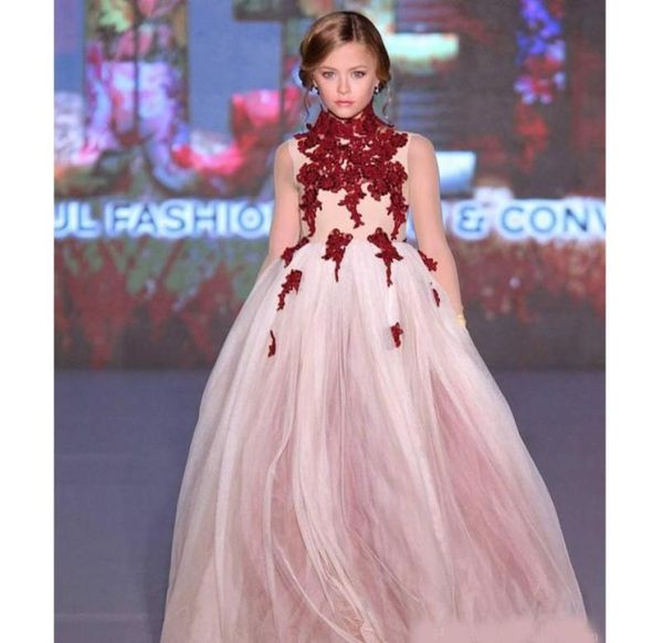 lace high neck little girls pageant dresses appliques toddler ball gown flower girl dress floor length tulle beaded first communio7605232, White;red
lace high neck little girls pageant dresses appliques toddler ball gown flower girl dress floor length tulle beaded first communio7605232, White;red