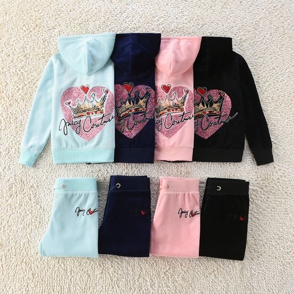 clothing sets velvet tracksuit for girls hooded spring autumn long sleeved sweater jacket and pants two piece set velours sportswear 230814, White
clothing sets velvet tracksuit for girls hooded spring autumn long sleeved sweater jacket and pants two piece set velours sportswear 230814, White