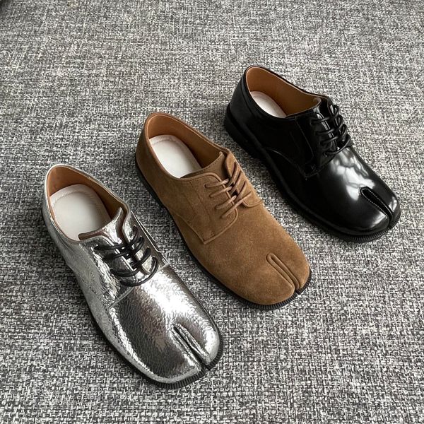 dress shoes men's black 2023 laceup nonslip party oxford shoes leather leisure office business short heel men's lazy 230814
dress shoes men's black 2023 laceup nonslip party oxford shoes leather leisure office business short heel men's lazy 230814