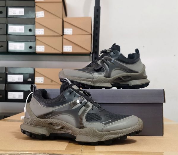 2023 golf training men genuine leather gym sneakers for female luxury brand golf training ladies quick lacing walking shoe
2023 golf training men genuine leather gym sneakers for female luxury brand golf training ladies quick lacing walking shoe