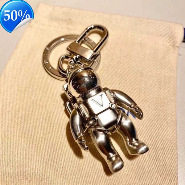 keychains lanyards luxurys designers keychain car key chain solid color monogrammed fashion leisure astronaut men women bag pendant accessor, Silver
keychains lanyards luxurys designers keychain car key chain solid color monogrammed fashion leisure astronaut men women bag pendant accessor, Silver