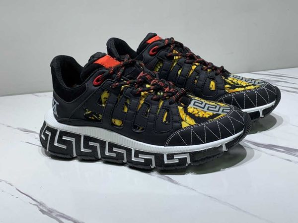 designer sneakers men women casual shoes triple black brown green orange olive white blue pink luxury designer trainers size 35-45
designer sneakers men women casual shoes triple black brown green orange olive white blue pink luxury designer trainers size 35-45
