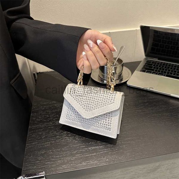 cross body mini 2023 summer korean edition fashion versatile brilliant diamond small square single crossbody lipstick caitlin_fashion_bags
cross body mini 2023 summer korean edition fashion versatile brilliant diamond small square single crossbody lipstick caitlin_fashion_bags