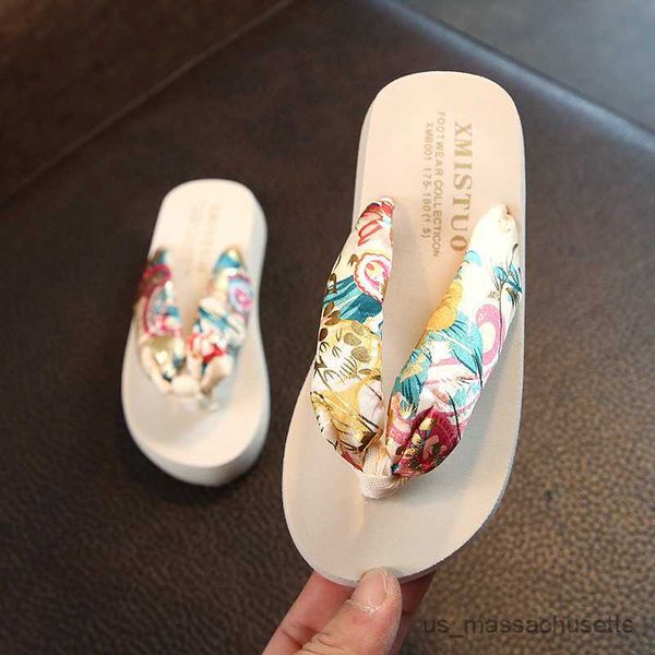 slipper summer amorous feelings girls princes sandals children flip-flops holiday beach parent-child slippers super soft and comfortable r23, Black;grey
slipper summer amorous feelings girls princes sandals children flip-flops holiday beach parent-child slippers super soft and comfortable r23, Black;grey