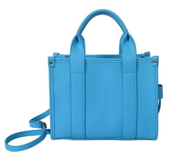 2023 luxury the tote bag designer women mini large canvas leather crossbody shoulder handbags with strap black pink totes handbag light luxu
2023 luxury the tote bag designer women mini large canvas leather crossbody shoulder handbags with strap black pink totes handbag light luxu
