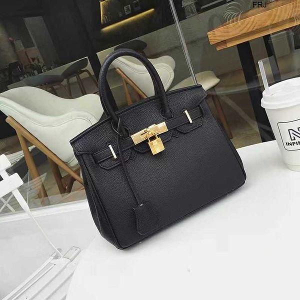 designers bags birkins bagsleather lychee for women 2023 new fashion womens large capacity handbag one shoulder messenger large capacity sox
designers bags birkins bagsleather lychee for women 2023 new fashion womens large capacity handbag one shoulder messenger large capacity sox