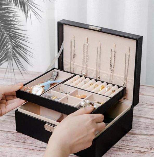 jewelry boxes pu box for women travel organizer large soft veet storage key and lock rings necklaces earrings bracelet1402979, Black;white
jewelry boxes pu box for women travel organizer large soft veet storage key and lock rings necklaces earrings bracelet1402979, Black;white