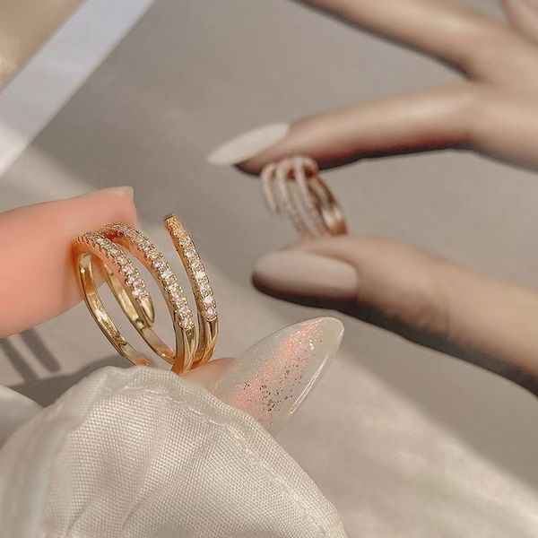 designer full diamond nail ring fashion luxury 18k gold 925 silver pair ring men and women engagement jewelry gifts
designer full diamond nail ring fashion luxury 18k gold 925 silver pair ring men and women engagement jewelry gifts