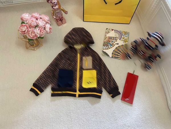23ss designer baby clothes kids long sleeved hooded jacket size 100-160 cm fashion contrast pocket decoration zipper coat july30, Blue;gray
23ss designer baby clothes kids long sleeved hooded jacket size 100-160 cm fashion contrast pocket decoration zipper coat july30, Blue;gray
