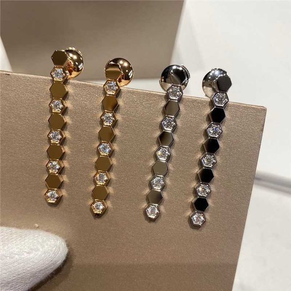 fashion designer chaumet v gold plated mijin cnc craft shop diamond shangmei honeycomb earrings female handmade inlaid with song huiqiao, Golden
fashion designer chaumet v gold plated mijin cnc craft shop diamond shangmei honeycomb earrings female handmade inlaid with song huiqiao, Golden