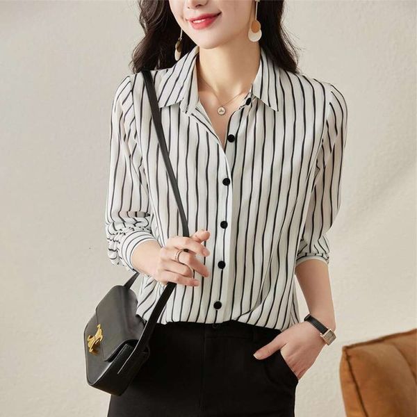 striped shirt womens long sleeved spring style temperament chiffon niche base, White
striped shirt womens long sleeved spring style temperament chiffon niche base, White