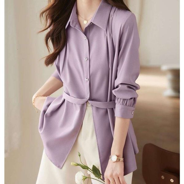 long purple waist hugging lace shirt for women with a sense of design niche early spring western style temperament, White
long purple waist hugging lace shirt for women with a sense of design niche early spring western style temperament, White