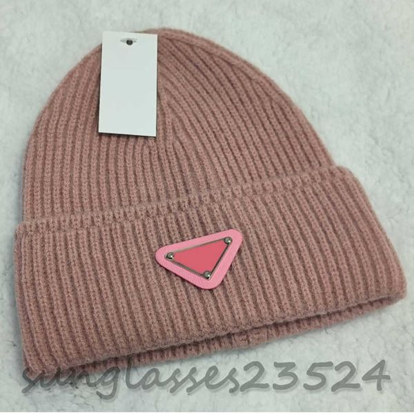 2023 new knitted hat fashion letter cap popular warm windproof stretch multi-color high-quality beanie hats personality street style couple, Blue;gray
2023 new knitted hat fashion letter cap popular warm windproof stretch multi-color high-quality beanie hats personality street style couple, Blue;gray