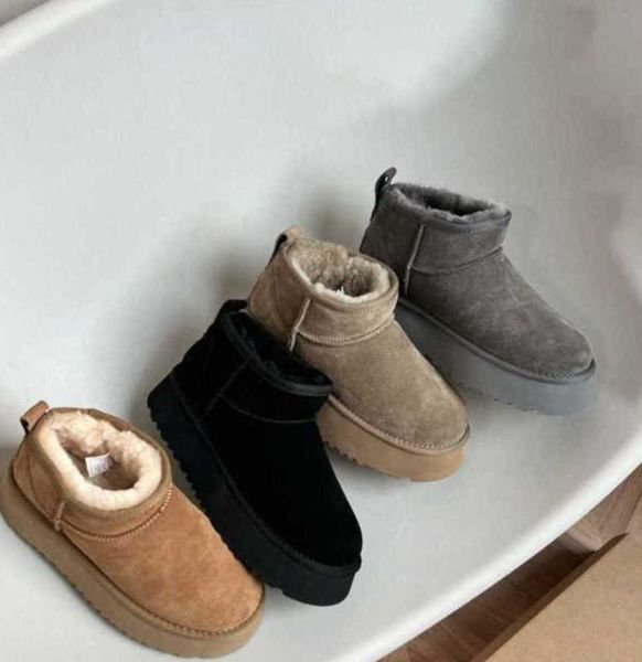 boots ug ultra mini platform boot uggly wgg designer woman winter ankle australia snow thick bottom real leather warm fluffy booties advance, Black
boots ug ultra mini platform boot uggly wgg designer woman winter ankle australia snow thick bottom real leather warm fluffy booties advance, Black