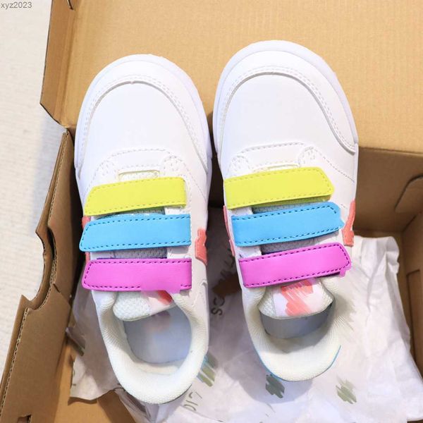 23ss designer kids casual shoe color buckle strap child sneakers size 26-35 fashion children's shoes box protection shipment aug03, Black;red
23ss designer kids casual shoe color buckle strap child sneakers size 26-35 fashion children's shoes box protection shipment aug03, Black;red