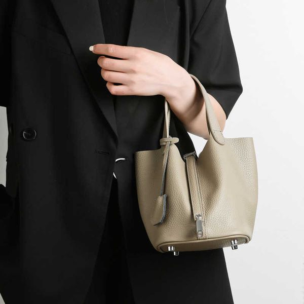 authentic handbag desinger totes picotin bags 2023 new portable vegetable basket genuine leather womens bag soft cow skin litchi pattern pur
authentic handbag desinger totes picotin bags 2023 new portable vegetable basket genuine leather womens bag soft cow skin litchi pattern pur