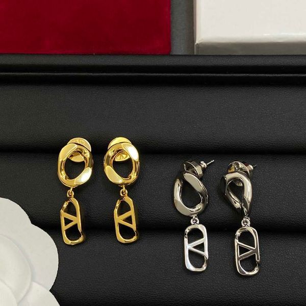 ring accessories diamond luxury designer necklace flowers clover bangle women vletter earrings new mesh red and the same inset style fashion, Silver
ring accessories diamond luxury designer necklace flowers clover bangle women vletter earrings new mesh red and the same inset style fashion, Silver