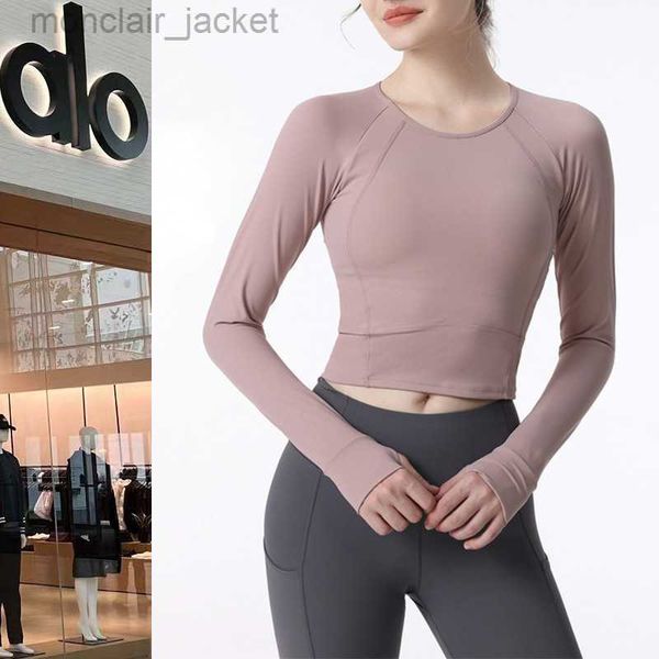 t shirt desginer alos yoga spring/summer new suit women's long sleeve round neck nude fashion sports fitness suit with chest pads, White
t shirt desginer alos yoga spring/summer new suit women's long sleeve round neck nude fashion sports fitness suit with chest pads, White