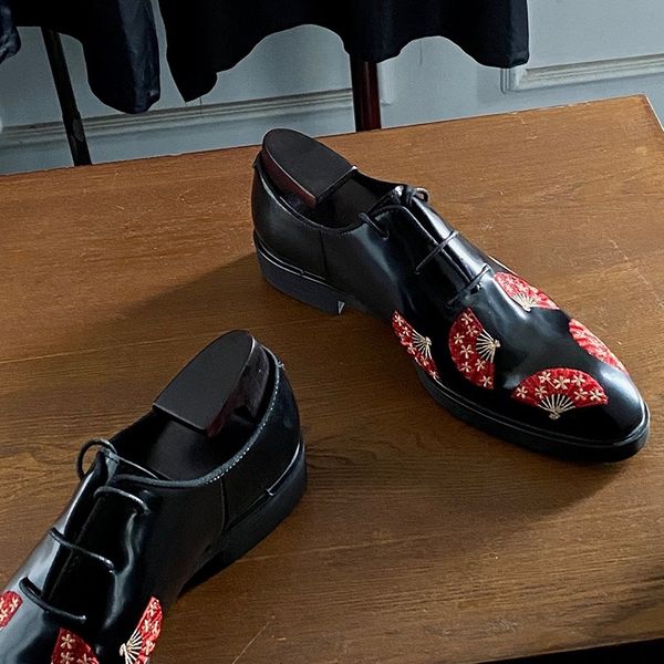 dress shoes spring and summer style embroidery chinese style formal party oxford leather cowhide large low heel strap men's 230814, Black
dress shoes spring and summer style embroidery chinese style formal party oxford leather cowhide large low heel strap men's 230814, Black