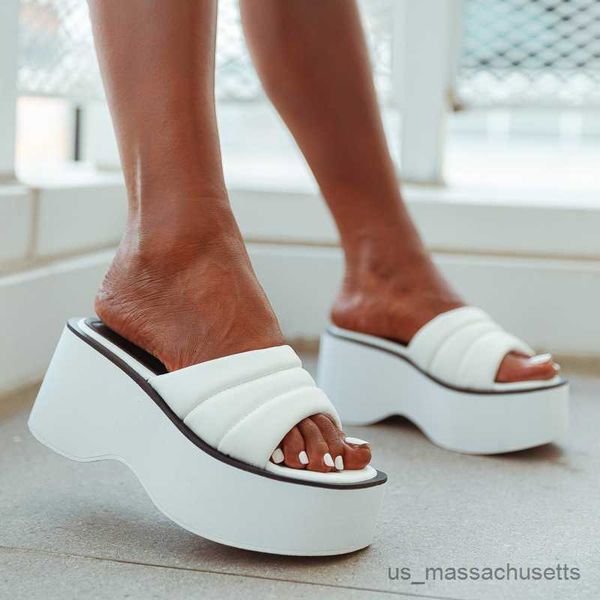 slipper line slippers casual large size high heeled women' 2023 spring new thick sole thick heeled sloping heel fashion slippers r2308, Black;grey
slipper line slippers casual large size high heeled women' 2023 spring new thick sole thick heeled sloping heel fashion slippers r2308, Black;grey