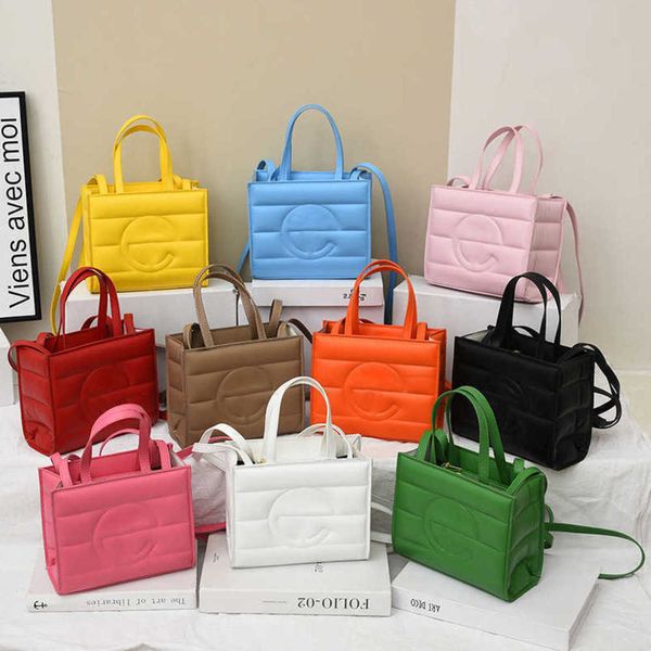 shoulder bags e tote bag telbag designers handbag women fashion print luxury leather vintage shopper european and american simplicity
shoulder bags e tote bag telbag designers handbag women fashion print luxury leather vintage shopper european and american simplicity