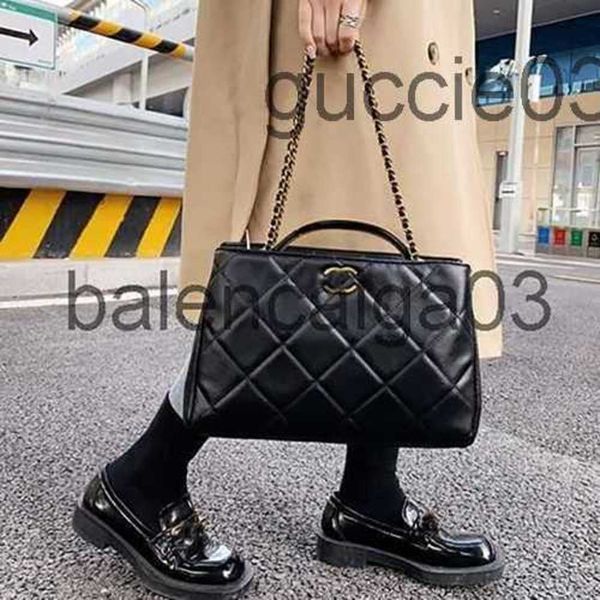 designer channel cc bag handbags beach crossbody the tote shoulder bag luxurys fashion brands man woman large capacity black leather messeng
designer channel cc bag handbags beach crossbody the tote shoulder bag luxurys fashion brands man woman large capacity black leather messeng