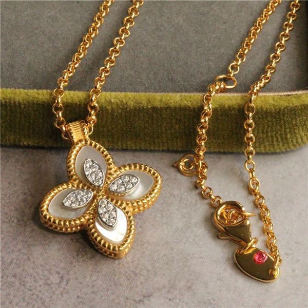charm bracelets vintage natural black agate flower pendant jewelry bracelet for women fashion exquisite stainless steel bangles 230814, Golden;silver
charm bracelets vintage natural black agate flower pendant jewelry bracelet for women fashion exquisite stainless steel bangles 230814, Golden;silver