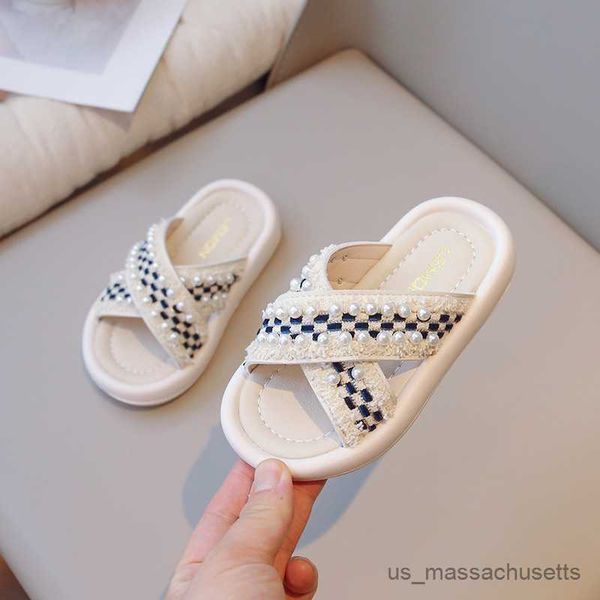 slipper style kids slippers for girls summer beach indoor slippers cute non-slip shoes home soft soled children pearl flip flops r230815, Black;grey
slipper style kids slippers for girls summer beach indoor slippers cute non-slip shoes home soft soled children pearl flip flops r230815, Black;grey