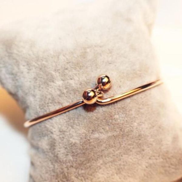 rose gold plated brief bnagles for women fashion jewlery accessories6110343, Golden;silver
rose gold plated brief bnagles for women fashion jewlery accessories6110343, Golden;silver