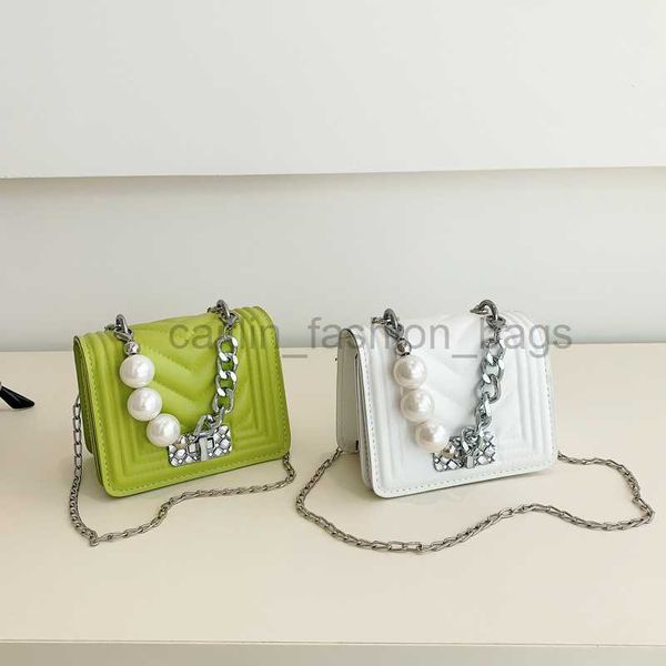 cross body fashion mouth red bag 2023 spring new korean edition tide pearl chain mini bag street tide one shoulder crossbody bag caitlin_fas
cross body fashion mouth red bag 2023 spring new korean edition tide pearl chain mini bag street tide one shoulder crossbody bag caitlin_fas