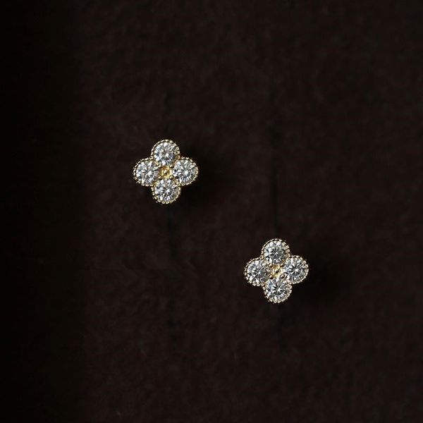 stud moveski 925 sterling silver plated 14k gold simple temperament flower zircon earrings women mothers day jewelry gifts 230814, Golden;silver
stud moveski 925 sterling silver plated 14k gold simple temperament flower zircon earrings women mothers day jewelry gifts 230814, Golden;silver