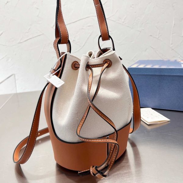 designer balloon bucket bag with spliced drawstring shoulder bags large capacity crossbodybag women's high beauty 25x18cm
designer balloon bucket bag with spliced drawstring shoulder bags large capacity crossbodybag women's high beauty 25x18cm