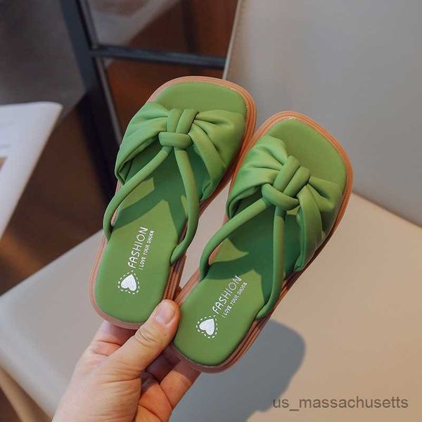 slipper girls slippers 2023 summer new children fashion princess flip-flops children slippers baby kids casual outdoor flat beach shoes r230, Black;grey
slipper girls slippers 2023 summer new children fashion princess flip-flops children slippers baby kids casual outdoor flat beach shoes r230, Black;grey