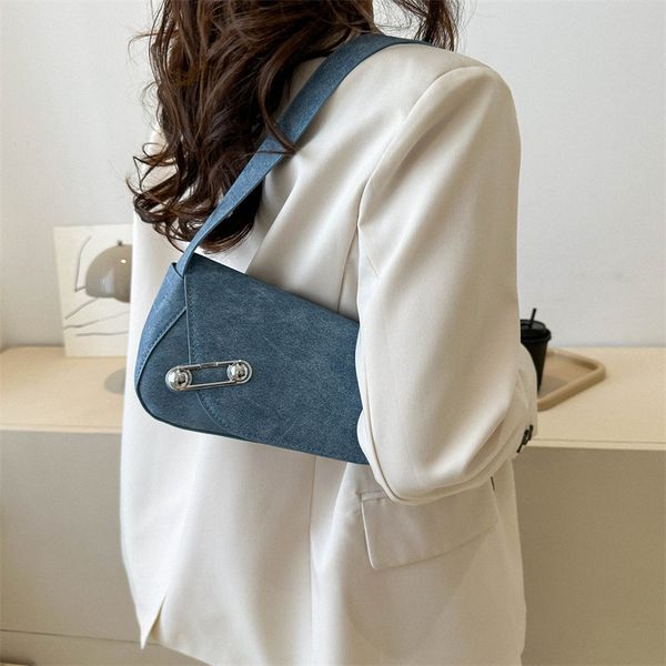 summer minimalist and versatile shoulder crossbody bag for women's casual small square bag
summer minimalist and versatile shoulder crossbody bag for women's casual small square bag