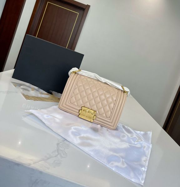 designer crossbody bag shoulder bag classic womens handbag luxurys handbags lady clutch bag chain bag classic flap chain shoulder bag20cm
designer crossbody bag shoulder bag classic womens handbag luxurys handbags lady clutch bag chain bag classic flap chain shoulder bag20cm