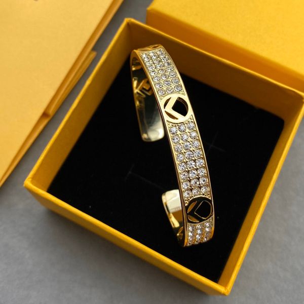 bangle fashion letter copper material non fading womens jewelry simplicity wide bracelet 230814, Black
bangle fashion letter copper material non fading womens jewelry simplicity wide bracelet 230814, Black