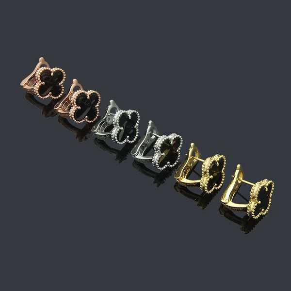1.5cm black color women luxury designer studs fashion flower stamp brass ear beat engagement couple brand earrings, Golden;silver
1.5cm black color women luxury designer studs fashion flower stamp brass ear beat engagement couple brand earrings, Golden;silver