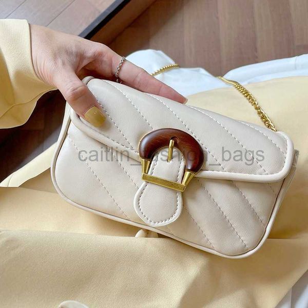 xiaoxiangfeng embroidered thread chain texture crossbody mini 2023 new style versatile small square for women caitlin_fashion_bags
xiaoxiangfeng embroidered thread chain texture crossbody mini 2023 new style versatile small square for women caitlin_fashion_bags