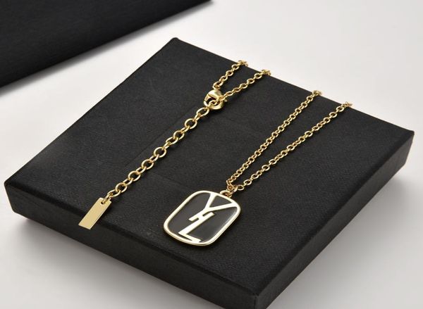 designer letter necklace pendant for men womens gold chain necklaces luxury fashion women jewelry mens chin necklaces 220727692608, Silver 
designer letter necklace pendant for men womens gold chain necklaces luxury fashion women jewelry mens chin necklaces 220727692608, Silver