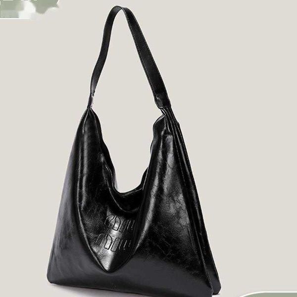 designer bags miui tote leisure capacity bag shoulder portable underarm commuter bag women rda9
designer bags miui tote leisure capacity bag shoulder portable underarm commuter bag women rda9