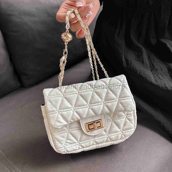 cross body mini bag new lingge chain shoulder bag women's versatile embroidery thread bag summer little golden ball lipstick crossbody
cross body mini bag new lingge chain shoulder bag women's versatile embroidery thread bag summer little golden ball lipstick crossbody