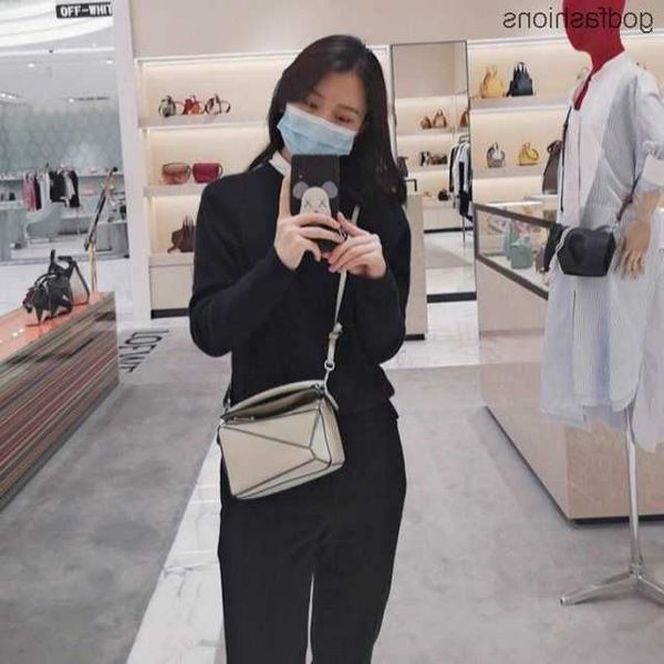 designer puzzles bags red valley leather bag new fashion geometric bag cross bag female summer hand pillow
designer puzzles bags red valley leather bag new fashion geometric bag cross bag female summer hand pillow