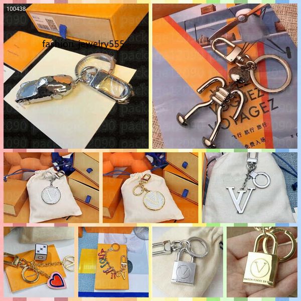 lanyards 2023 fashion metal keychain key buckle letters ss23 car design handmade leather electronic wallets key car keychains men women bag, Silver
lanyards 2023 fashion metal keychain key buckle letters ss23 car design handmade leather electronic wallets key car keychains men women bag, Silver