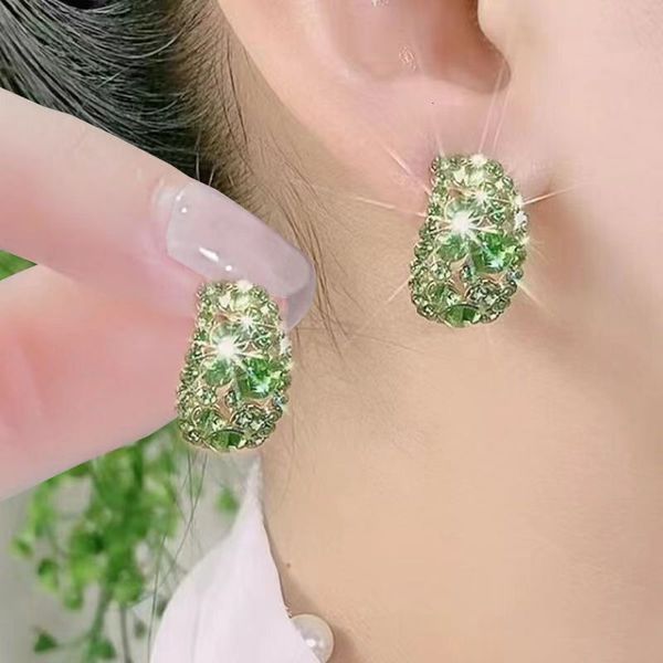 stud fashion light luxury crystal earrings anti allergic earrings personality versatile highend earrings womens jewelry gifts 230814, Golden;silver
stud fashion light luxury crystal earrings anti allergic earrings personality versatile highend earrings womens jewelry gifts 230814, Golden;silver