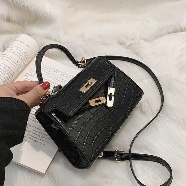 designer kelys bags summer fashion handbags popular stone pattern small bag women's 2023 new crossbody one shoulder
designer kelys bags summer fashion handbags popular stone pattern small bag women's 2023 new crossbody one shoulder