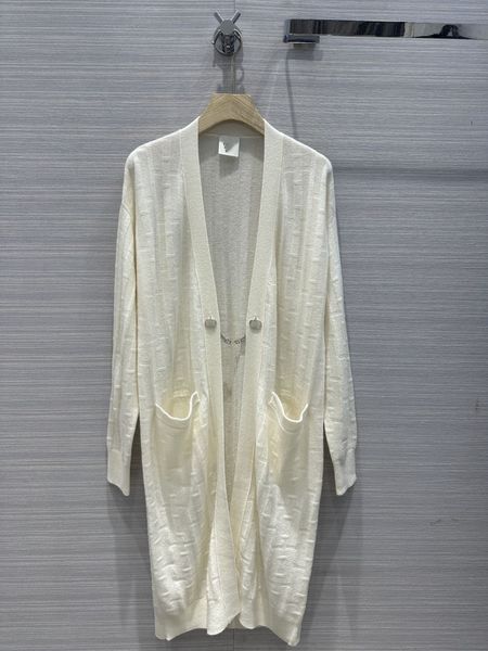 2023 autumn winter milan runway sweaters v neck long sleeve women's sweater high end jacquard cardigan designer 0815-3, White;black
2023 autumn winter milan runway sweaters v neck long sleeve women's sweater high end jacquard cardigan designer 0815-3, White;black