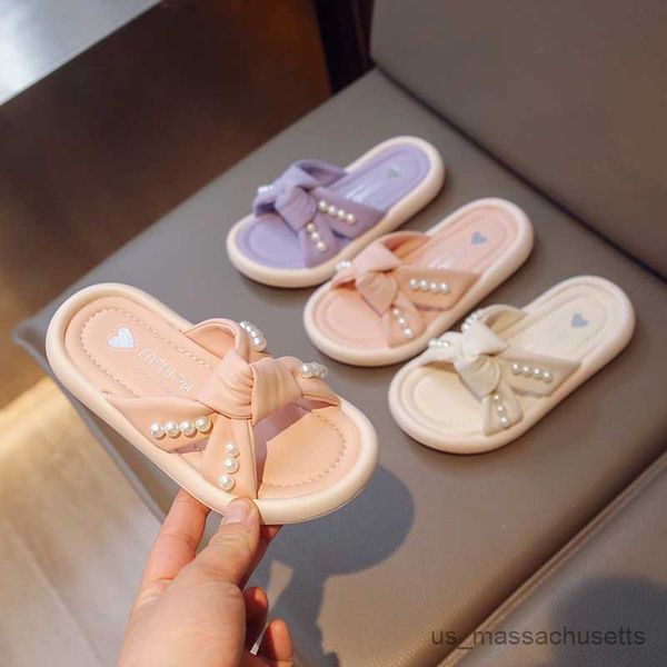 slipper girls slippers children fashion pearls weave chic princess kids shoes 2023 versatile outdoor slippers 2023 girl shoes r230815, Black;grey
slipper girls slippers children fashion pearls weave chic princess kids shoes 2023 versatile outdoor slippers 2023 girl shoes r230815, Black;grey