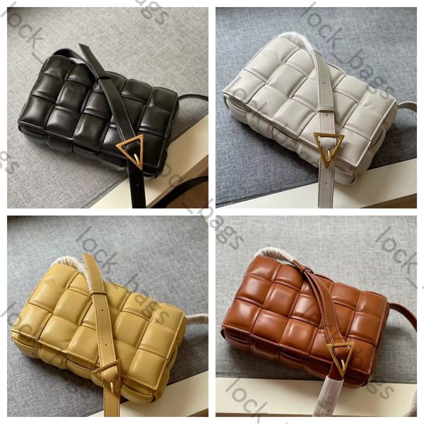 padded cassette designer bag knitted shoulder crossbody designer bags solid color luxurys handbags triangular sign bags designer women bag l
padded cassette designer bag knitted shoulder crossbody designer bags solid color luxurys handbags triangular sign bags designer women bag l