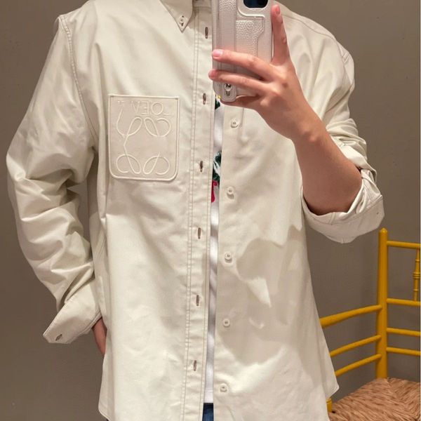 spring/summer casual shirt long sleeve loose shirt simple and fashion versatile for men and women, White;black
spring/summer casual shirt long sleeve loose shirt simple and fashion versatile for men and women, White;black